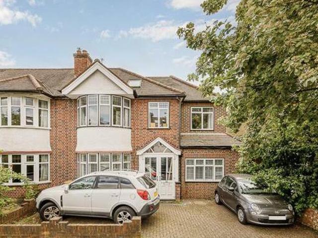 House for sale in Brentford End, Greater London