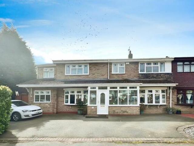 House for sale in Oldbury, West Midlands