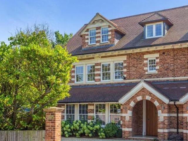 House for sale in The Slade, Oxfordshire