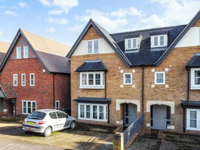 House for sale in The Slade, Oxfordshire