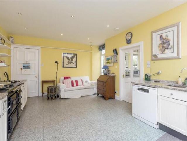Farm for sale in Colinton, Scotland