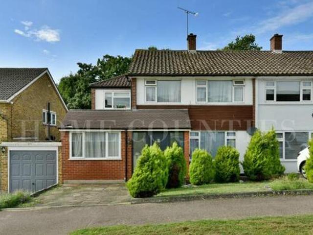 House for sale in Oakmere, Potters Bar