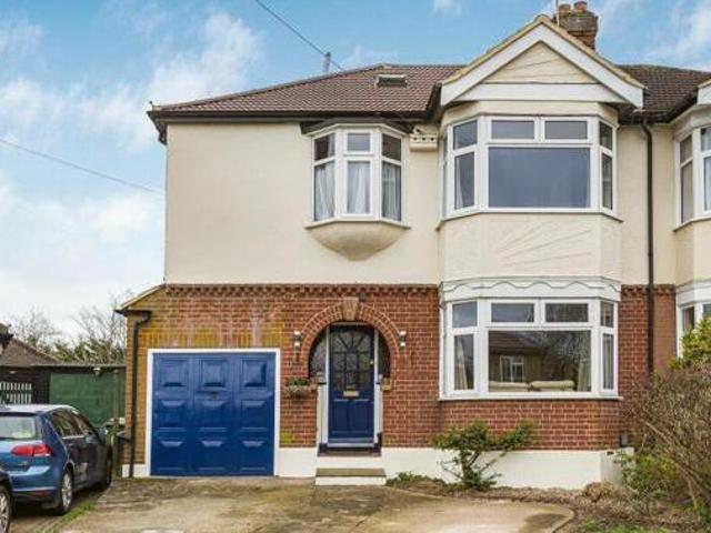 House for sale in Potters Bar, Hertsmere