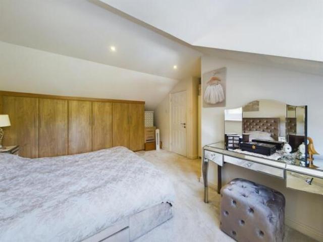 Farm for sale in Woolton, Calderstones