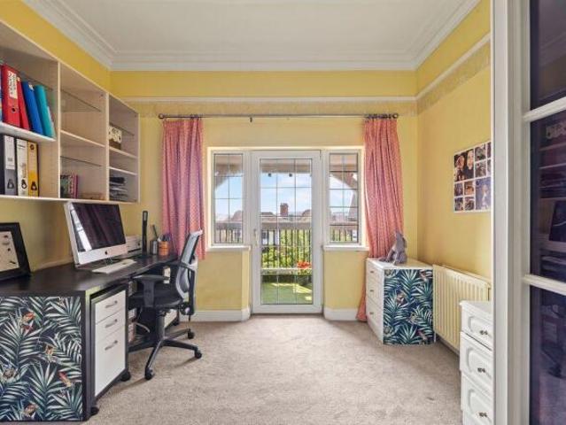 Farm for sale in Sketty, Swansea