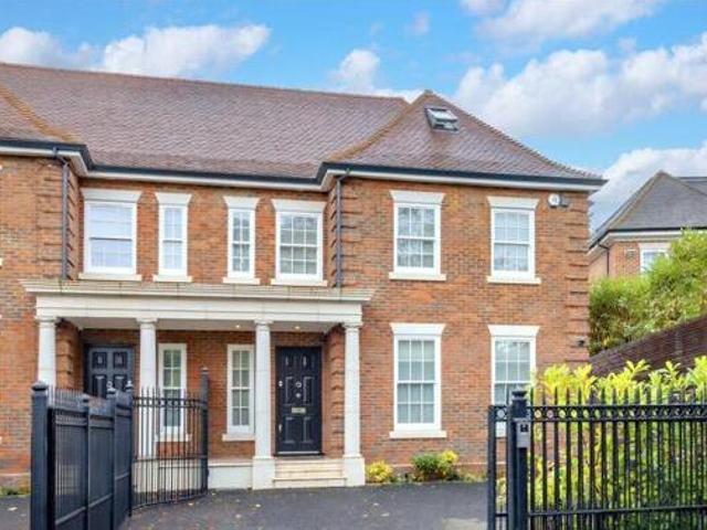 House for sale in Radlett, Hertfordshire