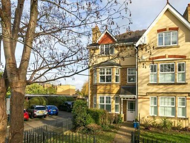 House for sale in Deepcut, Surrey