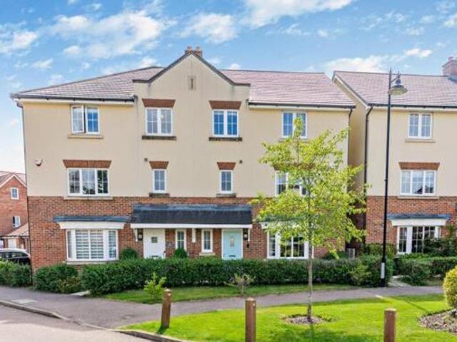 House for sale in Batchworth, Hertfordshire