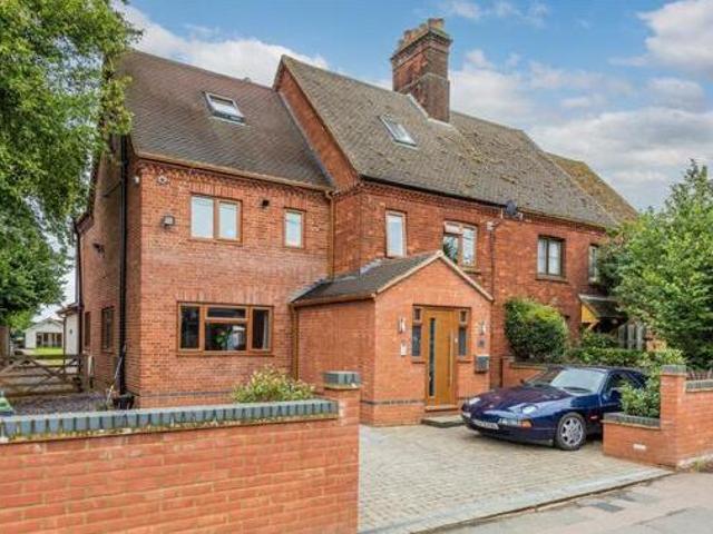 House for sale in Sandy, Bedfordshire