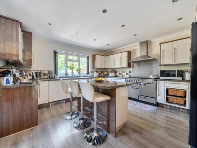 Farm for sale in Earley