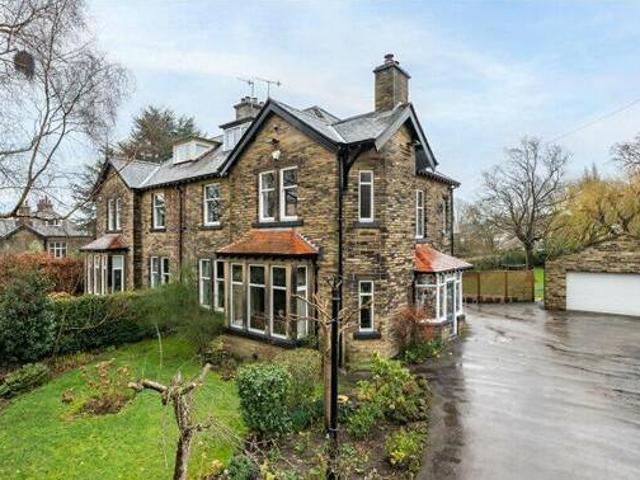 House for sale in Cottingley, West Yorkshire