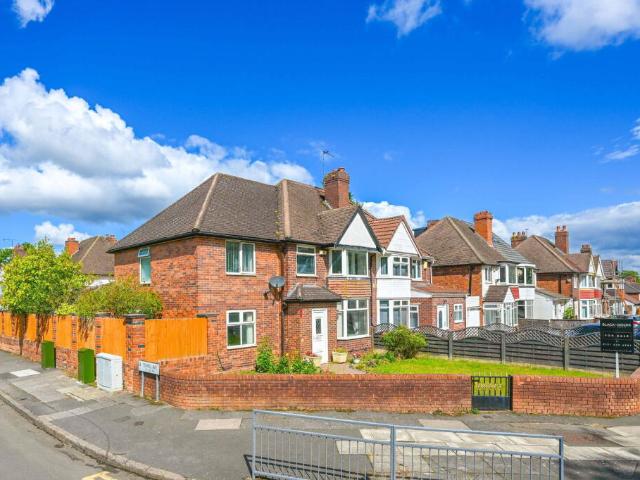 Farm for sale in Hall Green Farm for sale in Hall Green