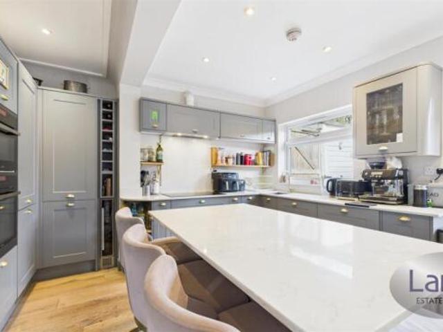 Farm for sale in Enfield, Greater London