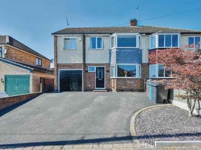 House for sale in East Midlands
