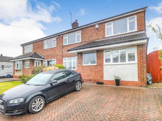 House for sale in Stockport, Greater Manchester