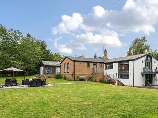 House for sale in Tewkesbury, Gloucestershire