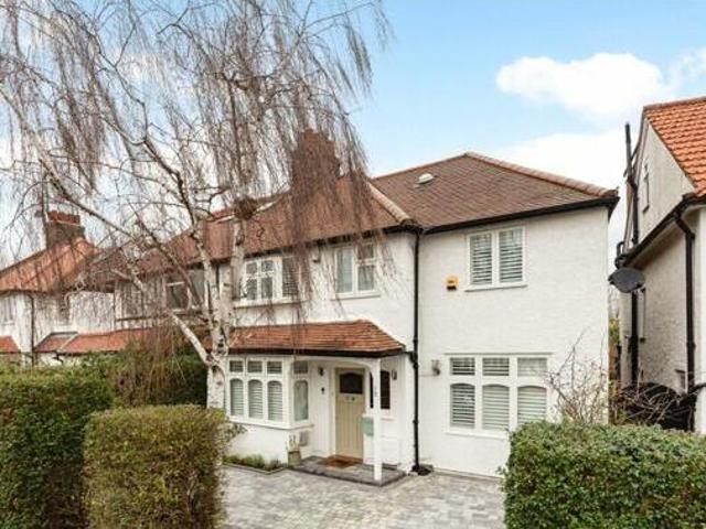 House for sale in Twickenham, Greater London