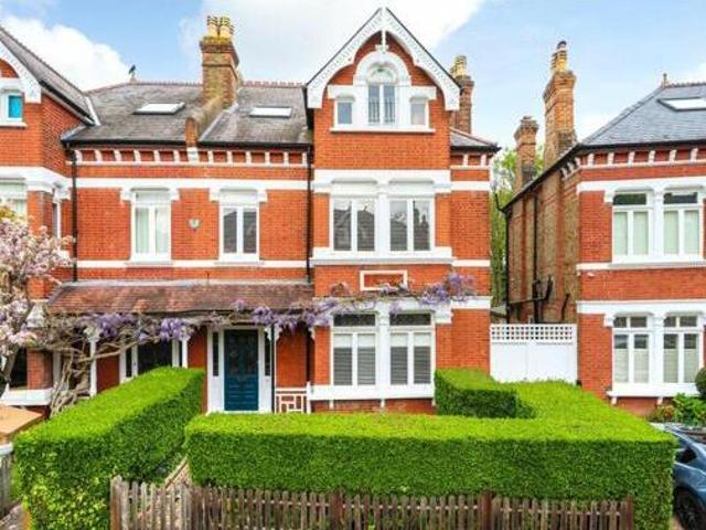 House for sale in Twickenham, Greater London