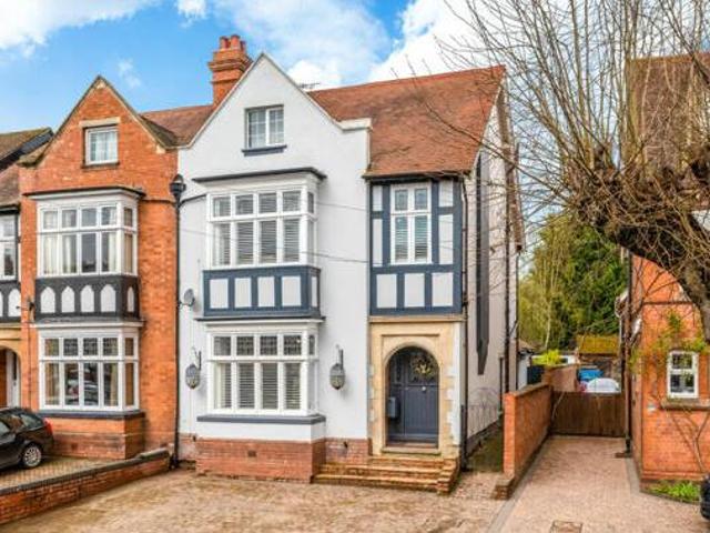 House for sale in Green Close, Warwickshire