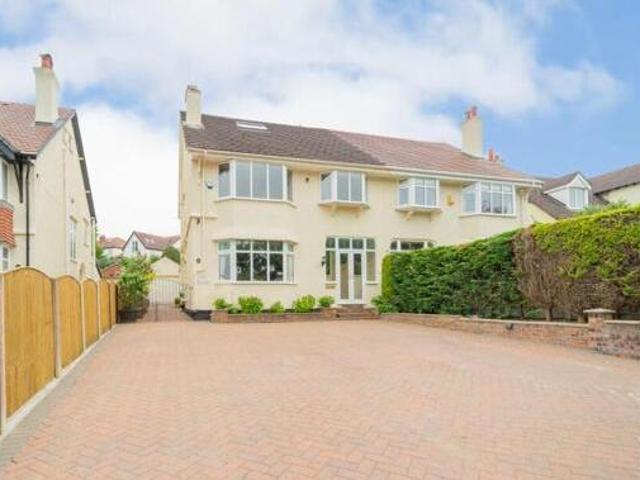 House for sale in Birkenhead