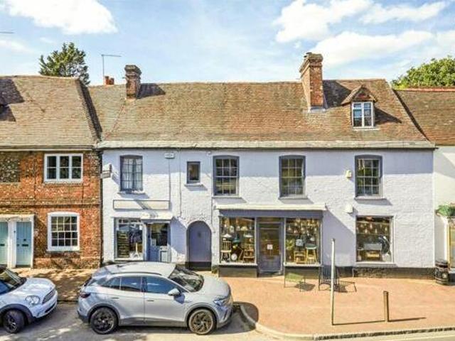 House for sale in The Butts, Kent