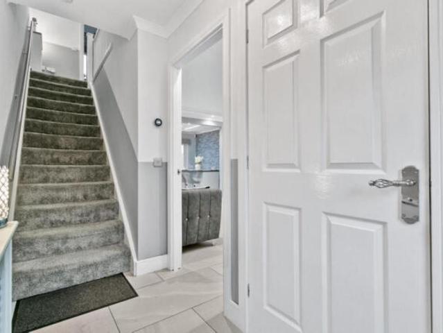 Farm for sale in Darnley, Scotland