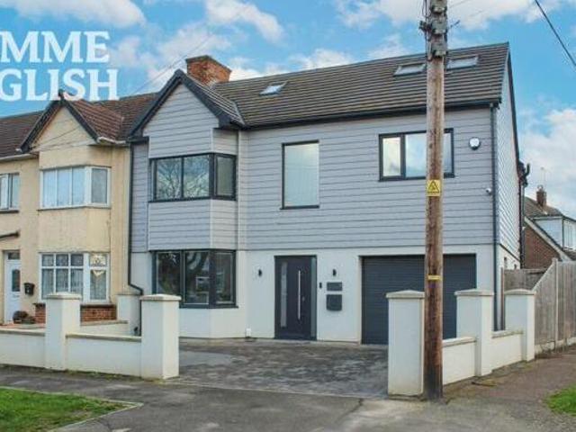 House for sale in Wickford, Basildon
