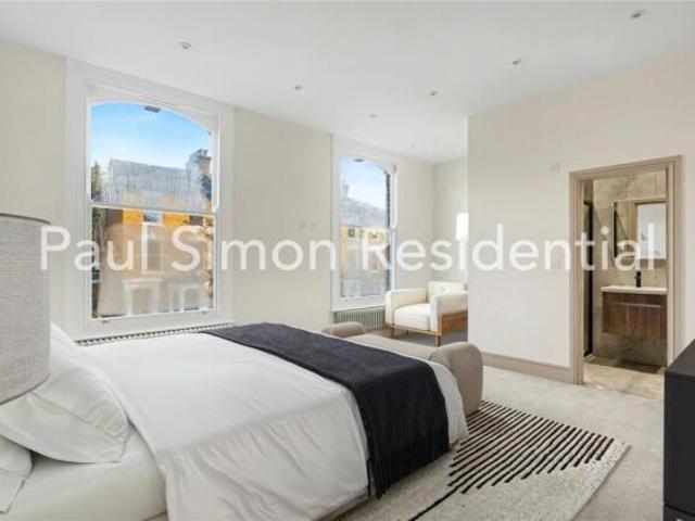 Farm for sale in Finsbury Park, Greater London