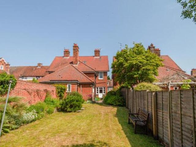 House for sale in Whisstocks Place, Eastbridge