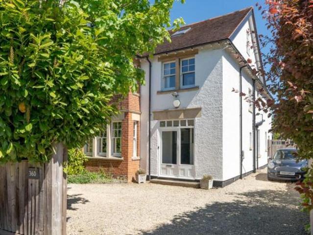 Farm for sale in The Slade, Oxfordshire