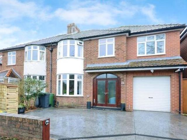 House for sale in High Field, York