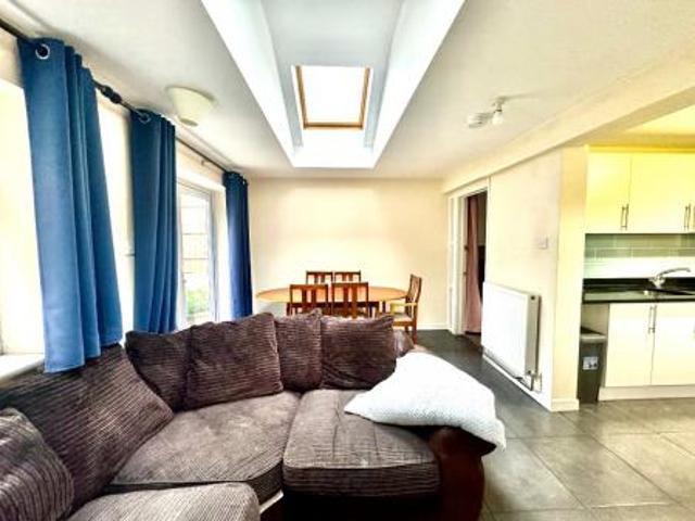 House for rent in Hales Place, The Bridge