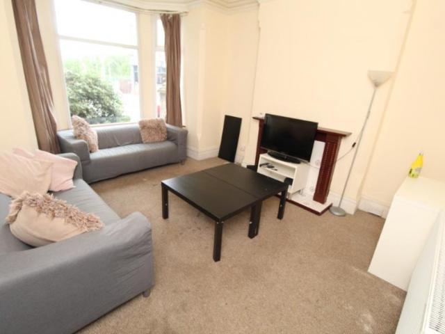 House for rent in Lady Bay, Barton In Fabis