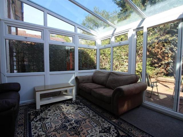 House for rent in Hales Place, The Bridge