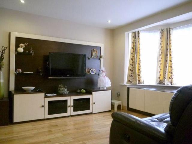 House for rent in London Borough of Barnet, Greater London