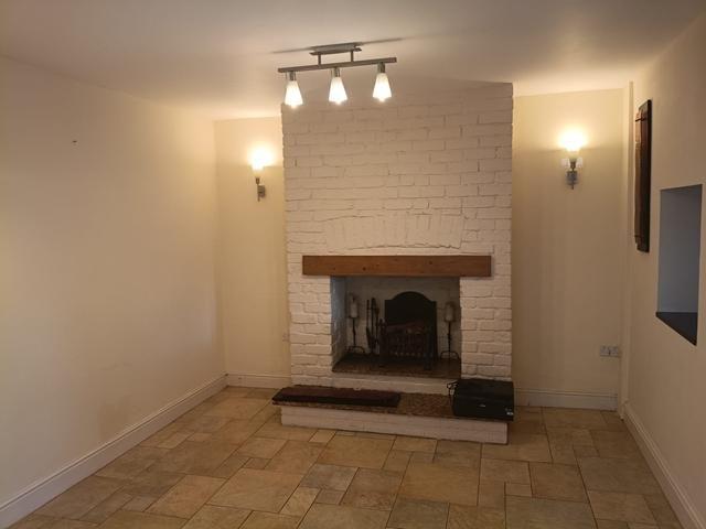 House for rent in Castle Quarter, Falcon Lodge