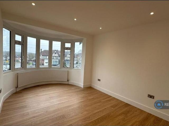 House for rent in Tolworth, Greater London