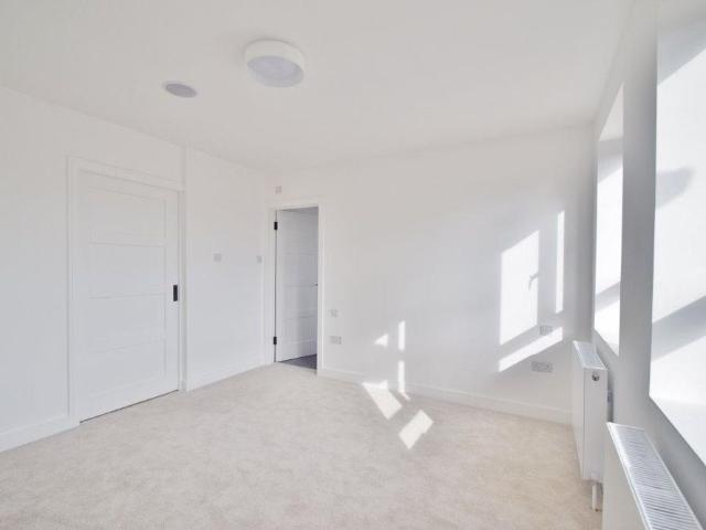House for rent in Golders Green, Greater London