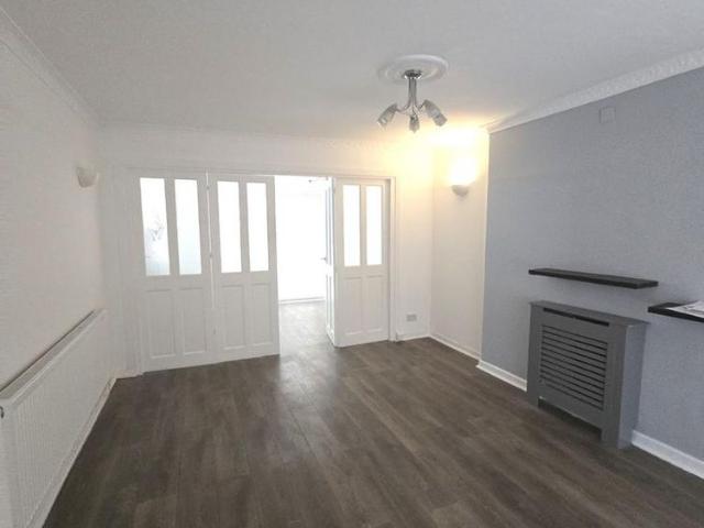 House for rent in Heaton Moor, Greater Manchester