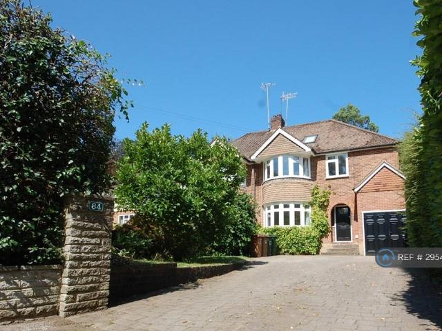 House for rent in Heronsgate, Batchworth