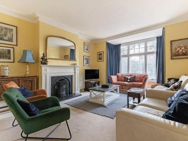 House for rent in Elstree and Borehamwood, Elstree