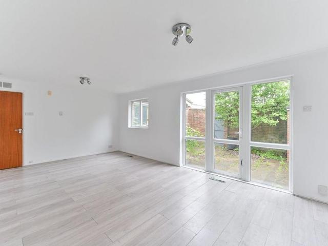 House for rent in Greater London