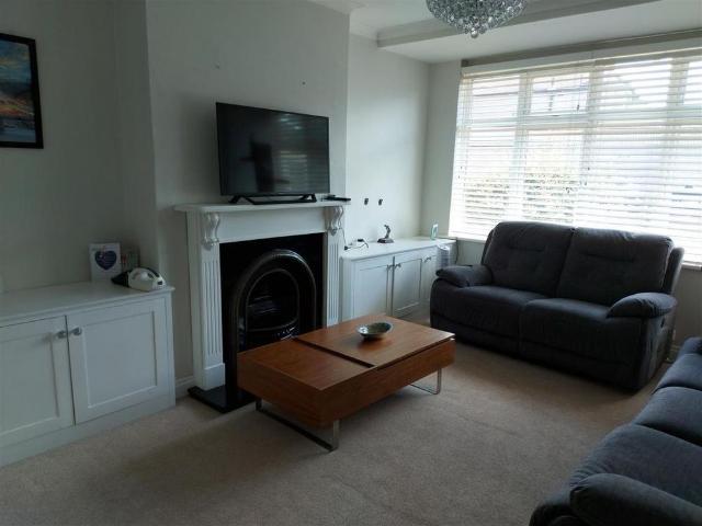 House for rent in London Borough of Sutton, Greater London