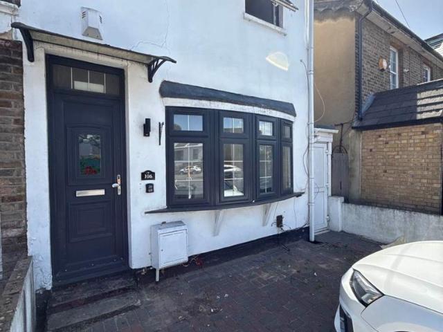 House for rent in London Borough of Hounslow, Heston