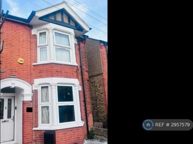 House for rent in Pinner, Greater London