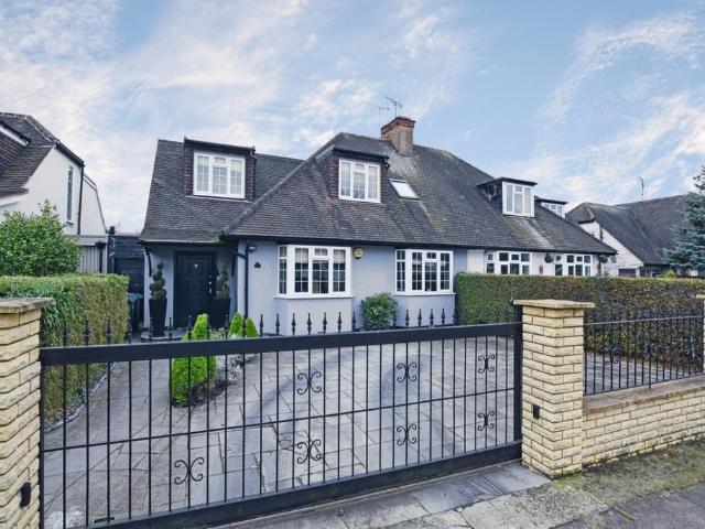 House for rent in Golders Green, Isle Of Man
