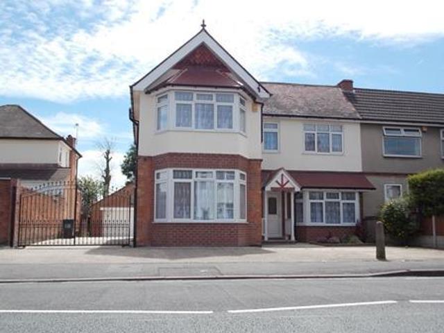 House for rent in Caldermill, East Midlands