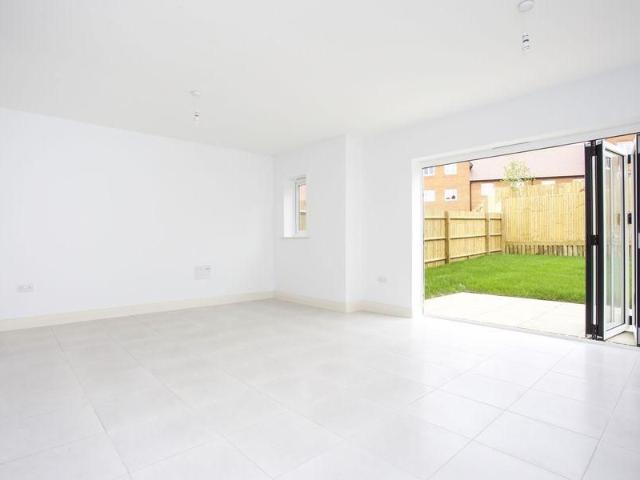 House for rent in Warfield, Newell Green