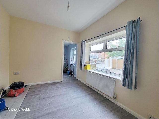 House for rent in Bowes, Greater London
