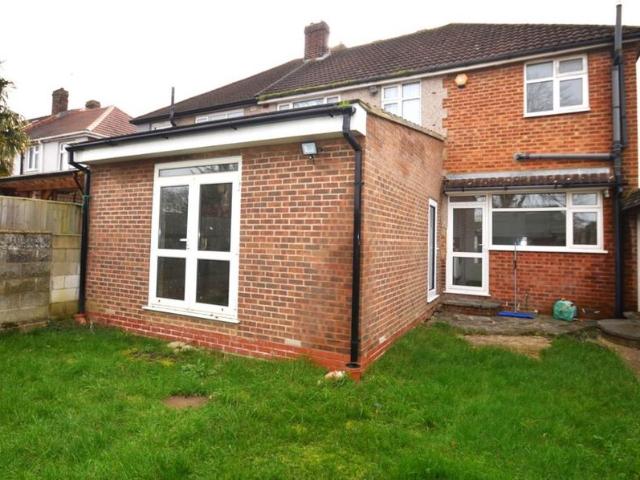 House for rent in London Borough of Hounslow, Feltham
